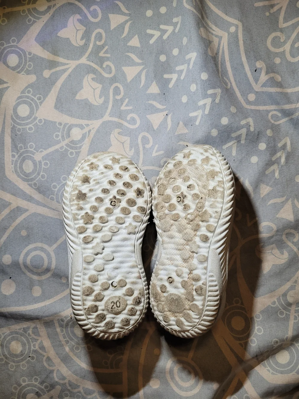 Source Unknown soft knit